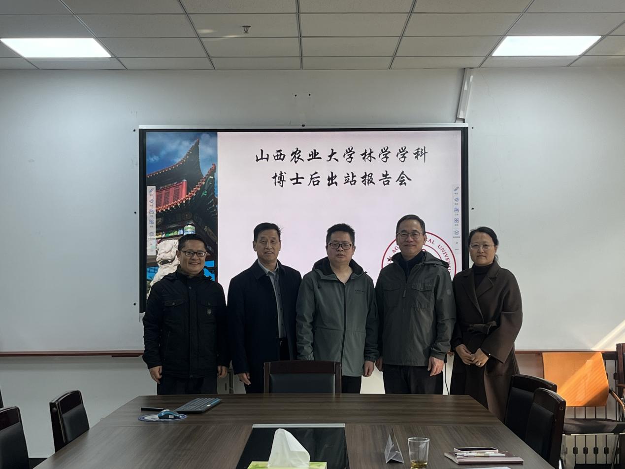 9b353fb31e90df128daeed0781e26a3